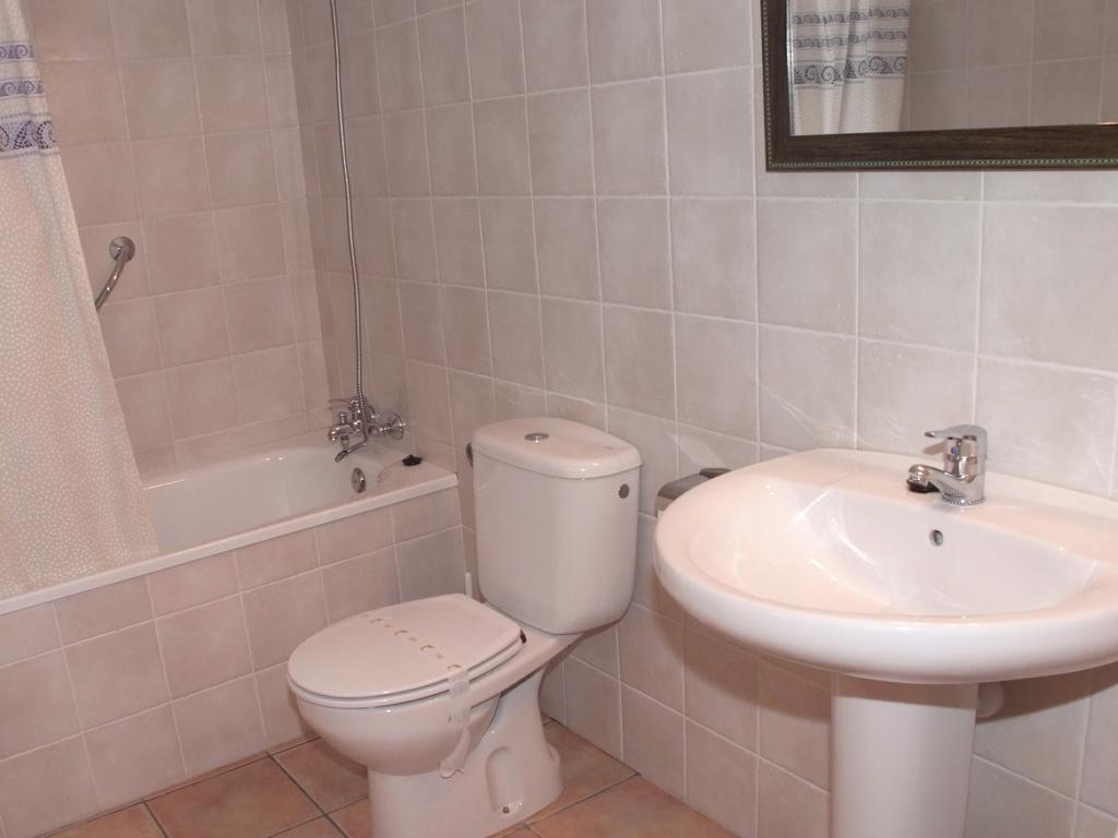 Apartamentos Cal Ratero Macanet De Cabrenys Room photo